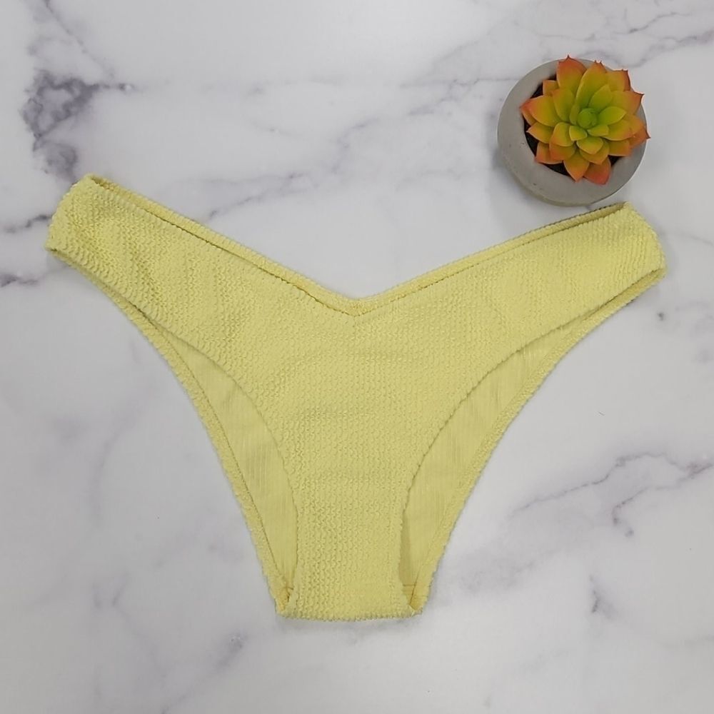 SHOW Me Your Mumu Wave Scrunch Bikini Bottom - Picture 3 of 7